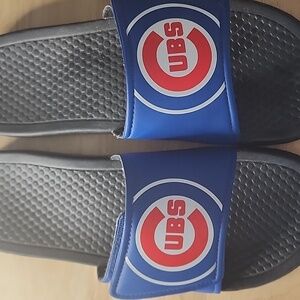 MENS SIZE M9-10 CUBS SANDLES NEVER WORN